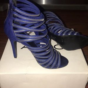 ALDO BLUE HEELS